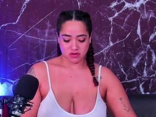 🍑 Hanna Miills 🍑