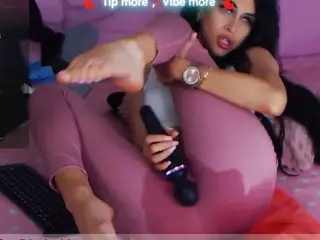 Dime_Ferrari's Live Sex Cam Show