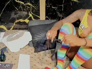 Naomi's Live Sex Cam Show