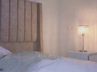 ginaakemi's live room