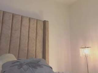 ginaakemi live cam preview