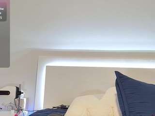 ashleymariexx69's live room