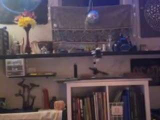 damagedacousticslast943's CamSoda show and profile