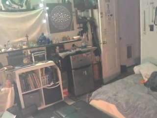 damagedacousticslast943, male webcam model,  years old, on live webcam
