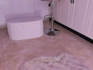 le modèle prettyelisabeth est en webcam porno dans un show sur le site camsoda, il possède les tags suivants: anal,feet,toys,roleplay,pussy,milf,lovense,dildo,ass,deepthroat,dance,cum,brown-eyes,average,asshole,hd,squirt