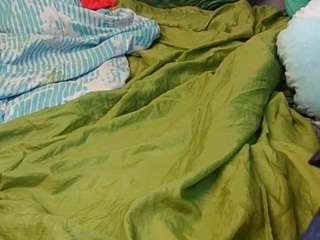 lemontease69, female webcam model,  years old, on live webcam