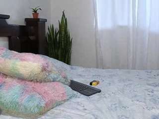 Anna Jones live webcam show