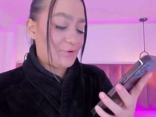 gipsytreen's CamSoda show and profile