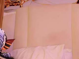 malalaamelie's CamSoda show and profile