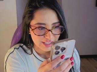 aashleey webcam model