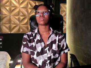 connywells live webcam show