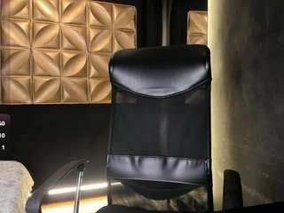 connywells live webcam show