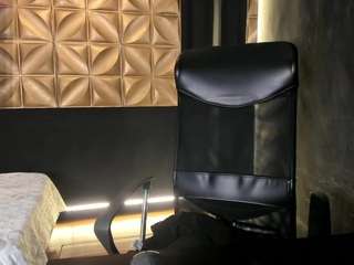 connywells live webcam show