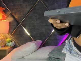 valerydanna Live Webcam on CamSoda