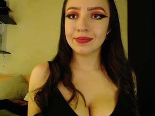 paulinadelatorre's CamSoda show and profile