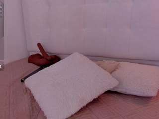Camila Adams live cam preview