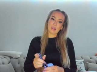 brianna-jilll Live Webcam on CamSoda