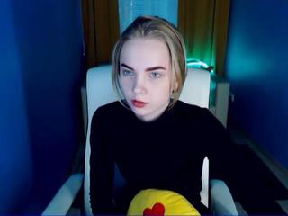 ash-ley (ash-ley) en cam pour une vidéo en direct - CamSoda