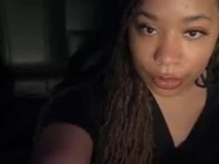 pretty-locs Live Webcam on CamSoda