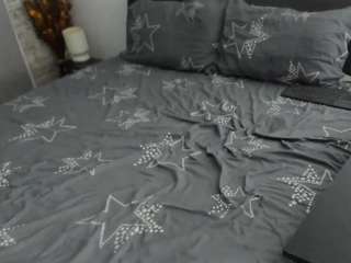 dyanne18 live webcam show