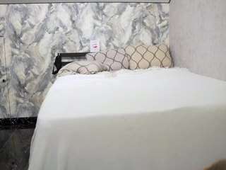 hotfallingangel Live Webcam on CamSoda