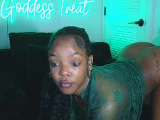 Este modelo está en vivo ahora. sweetkaylee123