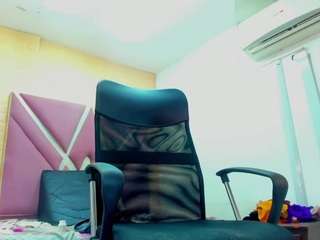 sashabigcock live cam profile