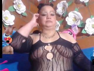 ingritbittch live cam preview