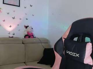 sweetbabyhellen live webcam show
