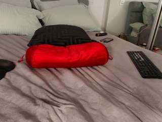 Angellyque live cam preview
