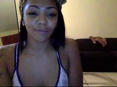 TokyooDiamonds's Live Sex Cam Show