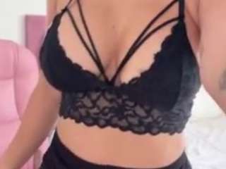 Live webcam model angelica-rose on Soda Cams