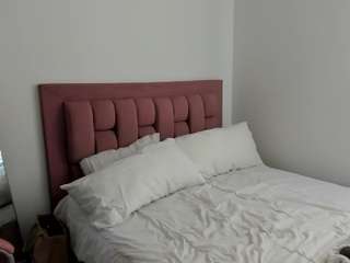 angelica-rose Live Webcam on CamSoda