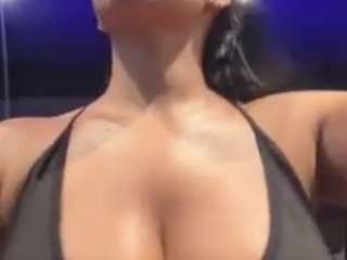 Live webcam model theperlasexy on Soda Cams