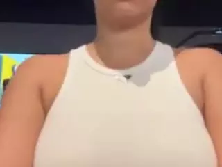 Alisson's Live Sex Cam Show