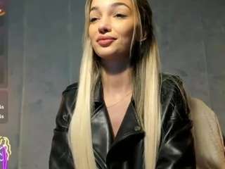 sassyt33n webcam model