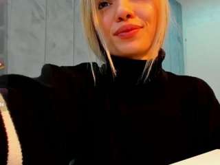 sassyt33n Live Webcam on CamSoda