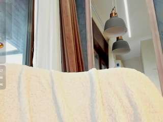 sassyt33n's CamSoda show and profile