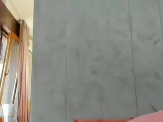 sassyt33n's Live Sex Cam Show