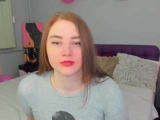 lillyloan4u Live Webcam on CamSoda