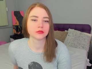 lillyloan4u Live Webcam on CamSoda