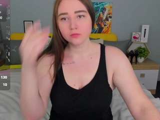 lillyloan4u live cam profile
