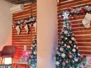 Live webcam model meganslaves on Soda Cams