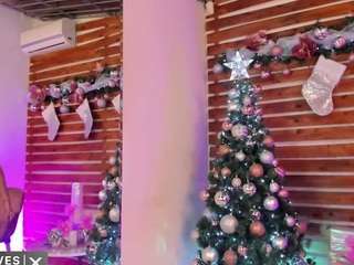 Live webcam model meganslaves on Soda Cams