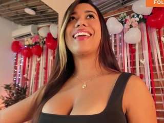 meganslaves Live Webcam on CamSoda