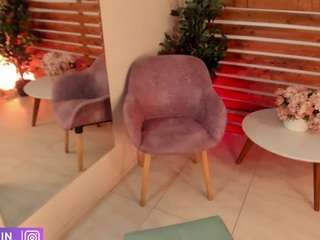 meganslaves's CamSoda show and profile