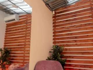 meganslaves's CamSoda show and profile