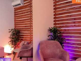 meganslaves live cam profile