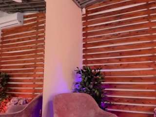 meganslaves's CamSoda show and profile