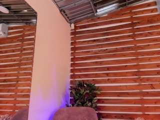 meganslaves Live Webcam on CamSoda